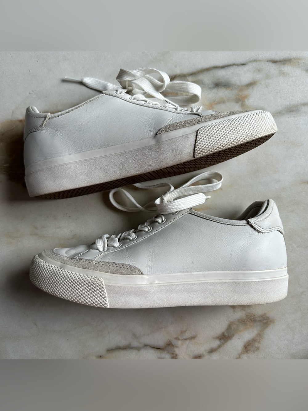 rag & bone White Leather Low-Top Sneakers (Fits Women’s 8-8.5)